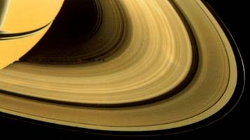 Saturn rings. Photo-1,570,000 km(Voyager-1)